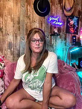 cowgirlc online show from 6, 11, 2025