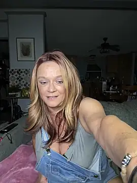 cowgirlc online show from 26, 3, 2026