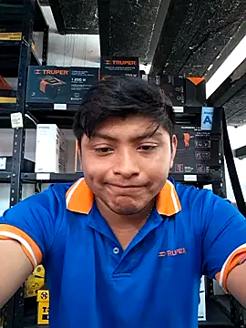 Snapshot of 000002m chatting on 7, 4, 2026 000002m online show from 7, 4, 2026