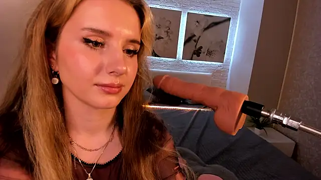 Betty June online show from 3, 10, 2025