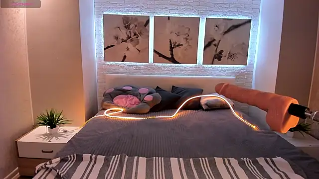 Betty June online show from 17, 9, 2025