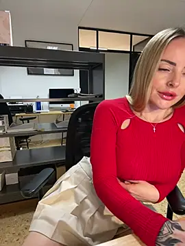 Snapshot of EmaSalis chatting on 15, 2, 2025 EmaSalis online show from 15, 2, 2025