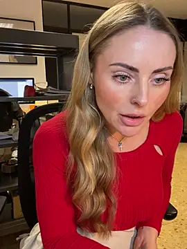 Snapshot of EmaSalis chatting on 22, 3, 2025 EmaSalis online show from 22, 3, 2025