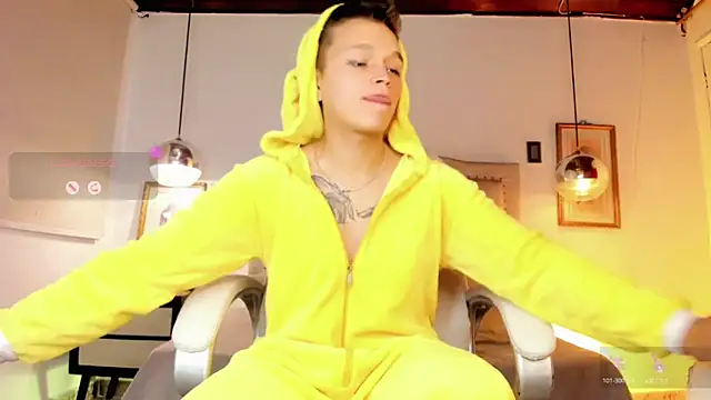 Snapshot of Tim_wolf chatting on 21, 11, 2025 Tim wolf online show from 21, 11, 2025