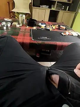 NickTheGreek99 online show from 28, 1, 2025