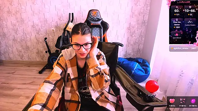 MollyLollipop online show from 21, 2, 2025