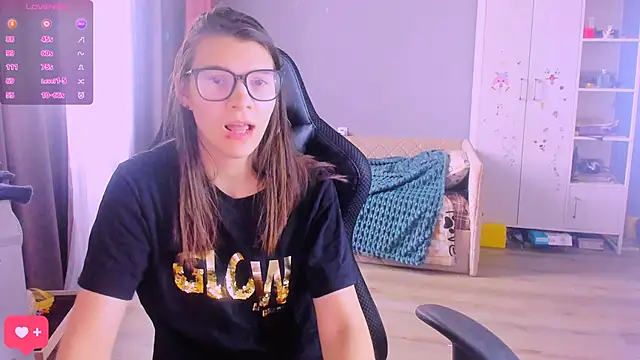 MollyLollipop online show from 10, 3, 2026