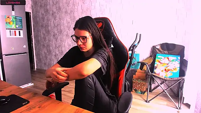 MollyLollipop online show from 11, 3, 2025