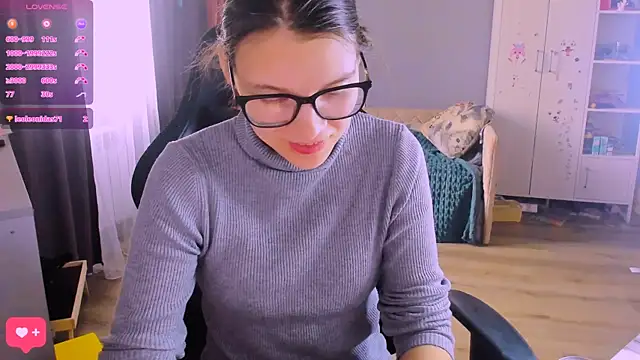 MollyLollipop online show from 17, 3, 2026