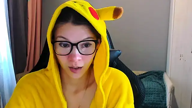 MollyLollipop online show from 17, 9, 2025