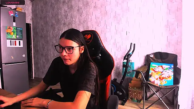 MollyLollipop online show from 11, 3, 2025