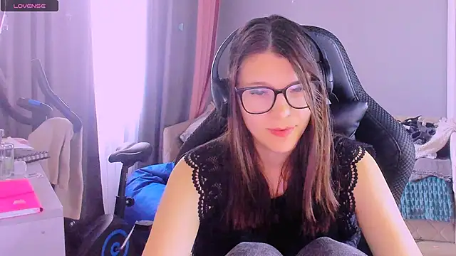 MollyLollipop online show from 30, 4, 2026