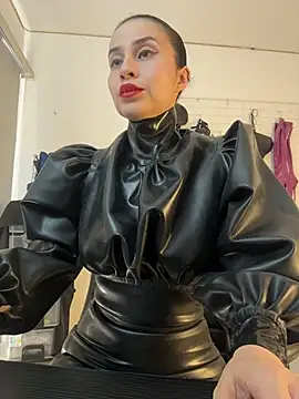 mylatexpleasure online show from 15, 7, 2026