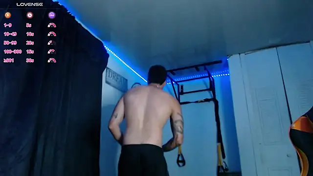 Adam Hudsond online show from 4, 4, 2026