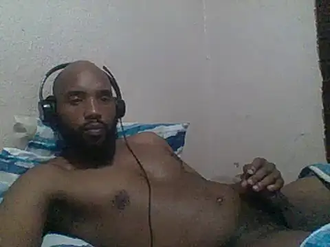 Snapshot of KAYBEEDEFREAK chatting on 15, 2, 2025 KAYBEEDEFREAK online show from 15, 2, 2025