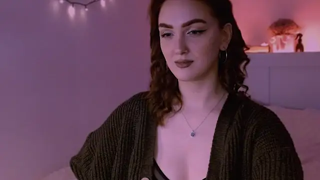 LilyFarey online show from 6, 2, 2025