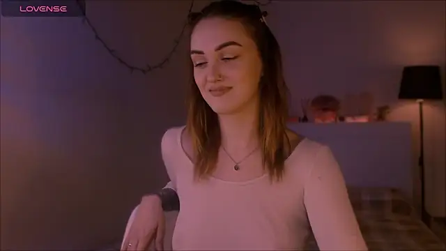 LilyFarey online show from 2, 10, 2025