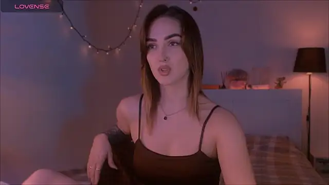 LilyFarey online show from 5, 10, 2025