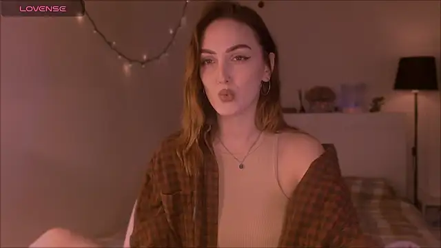 LilyFarey online show from 30, 9, 2025