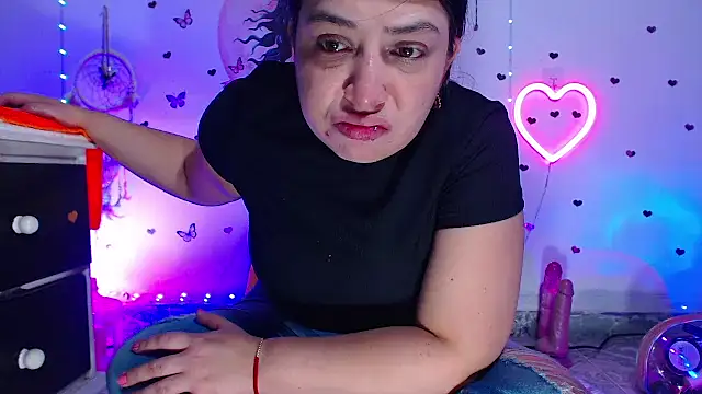 Snapshot of oliviarodriguez2u chatting on 1, 7, 2026 oliviarodriguez2u online show from 1, 7, 2026