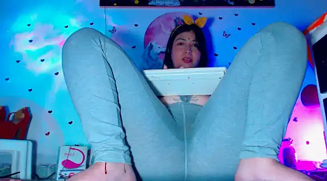 oliviarodriguez2u online show from 11, 1, 2025