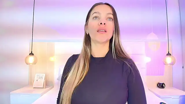 Isabella Harley online show from 14, 11, 2025