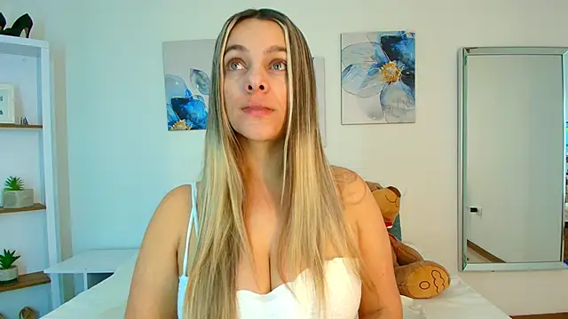 Isabella Harley online show from 3, 3, 2026