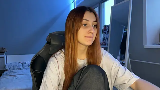 Uniarten online show from 3, 2, 2025