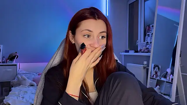 Uniarten online show from 12, 2, 2025