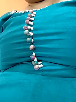 BigBustyRuhi online show from 4, 4, 2026