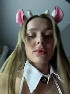 Kylie Desire online show from 1, 11, 2025