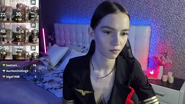 Snapshot of SophieCatty chatting on 10, 3, 2025 SophieCatty online show from 10, 3, 2025