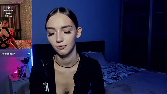 Snapshot of SophieCatty chatting on 17, 9, 2025 SophieCatty online show from 17, 9, 2025