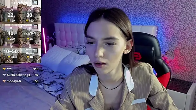 Snapshot of SophieCatty chatting on 7, 3, 2025 SophieCatty online show from 7, 3, 2025