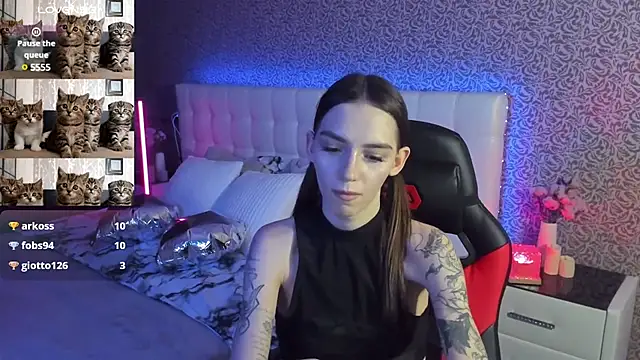 Snapshot of SophieCatty chatting on 28, 2, 2025 SophieCatty online show from 28, 2, 2025