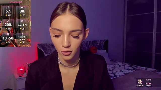 Snapshot of SophieCatty chatting on 29, 10, 2025 SophieCatty online show from 29, 10, 2025