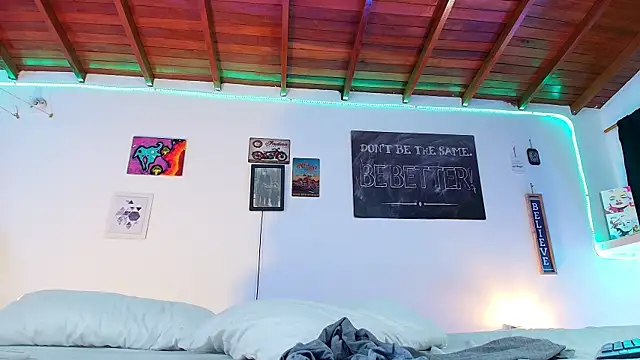 Snapshot of RyanCarter_ chatting on 8, 2, 2025 RyanCarter online show from 8, 2, 2025