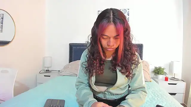 ZulyMichels online show from 16, 12, 2025