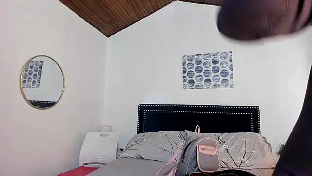 ZulyMichels online show from 1, 11, 2025