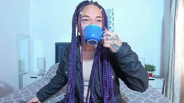 ZulyMichels online show from 16, 4, 2026