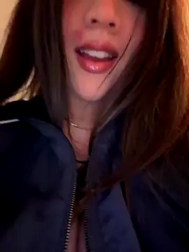 Snapshot of marcimaa chatting on 28, 9, 2025 marcimaa online show from 28, 9, 2025