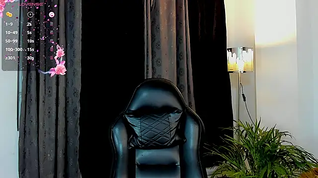 Alexandra Hornny online show from 24, 3, 2026