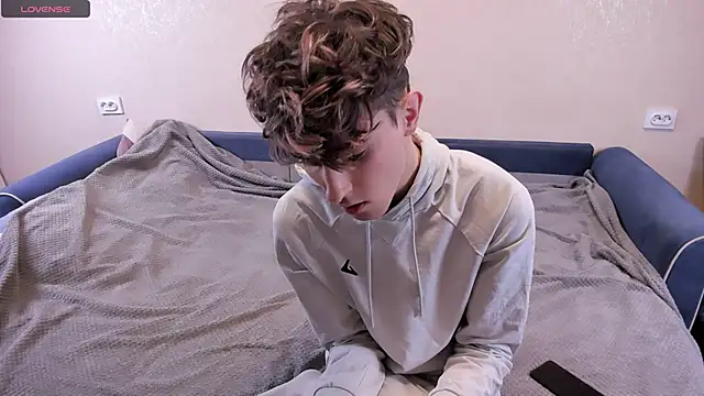 Snapshot of James_Mills chatting on 18, 2, 2025 James Mills online show from 18, 2, 2025