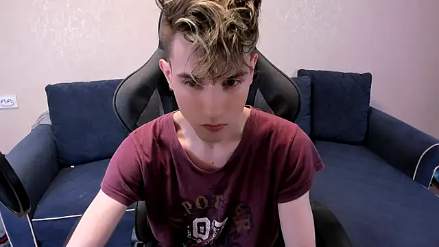 Snapshot of James_Mills chatting on 8, 11, 2025 James Mills online show from 8, 11, 2025