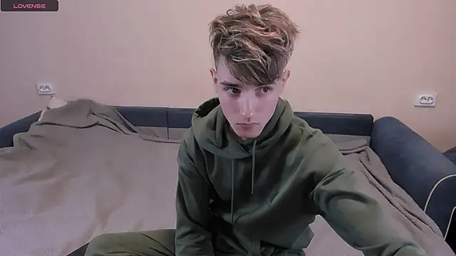 Snapshot of James_Mills chatting on 5, 3, 2025 James Mills online show from 5, 3, 2025