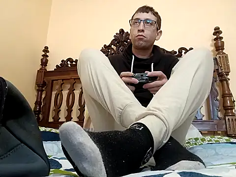 White rabbit  online show from 24, 11, 2025