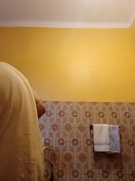 White rabbit  online show from 16, 11, 2025