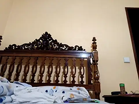 White rabbit  online show from 5, 1, 2026