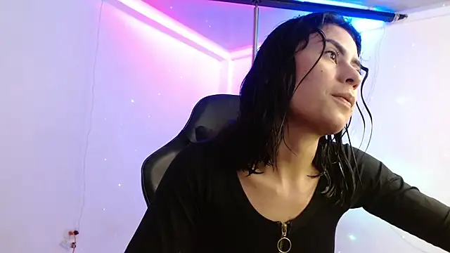 Snapshot of Martina1369 chatting on 21, 6, 2026 Martina1369 online show from 21, 6, 2026