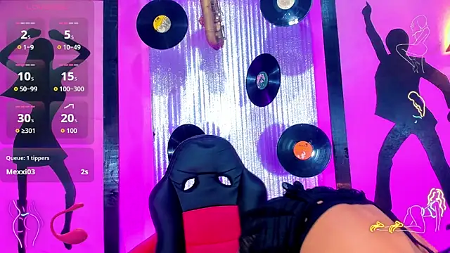 nickyminach  online show from 15, 10, 2025